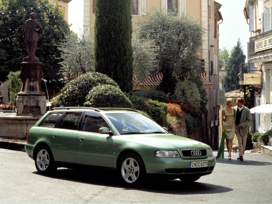  Audi A4 Avant (B5,8D) 1995 года  (WW) (фото 1 из 7)